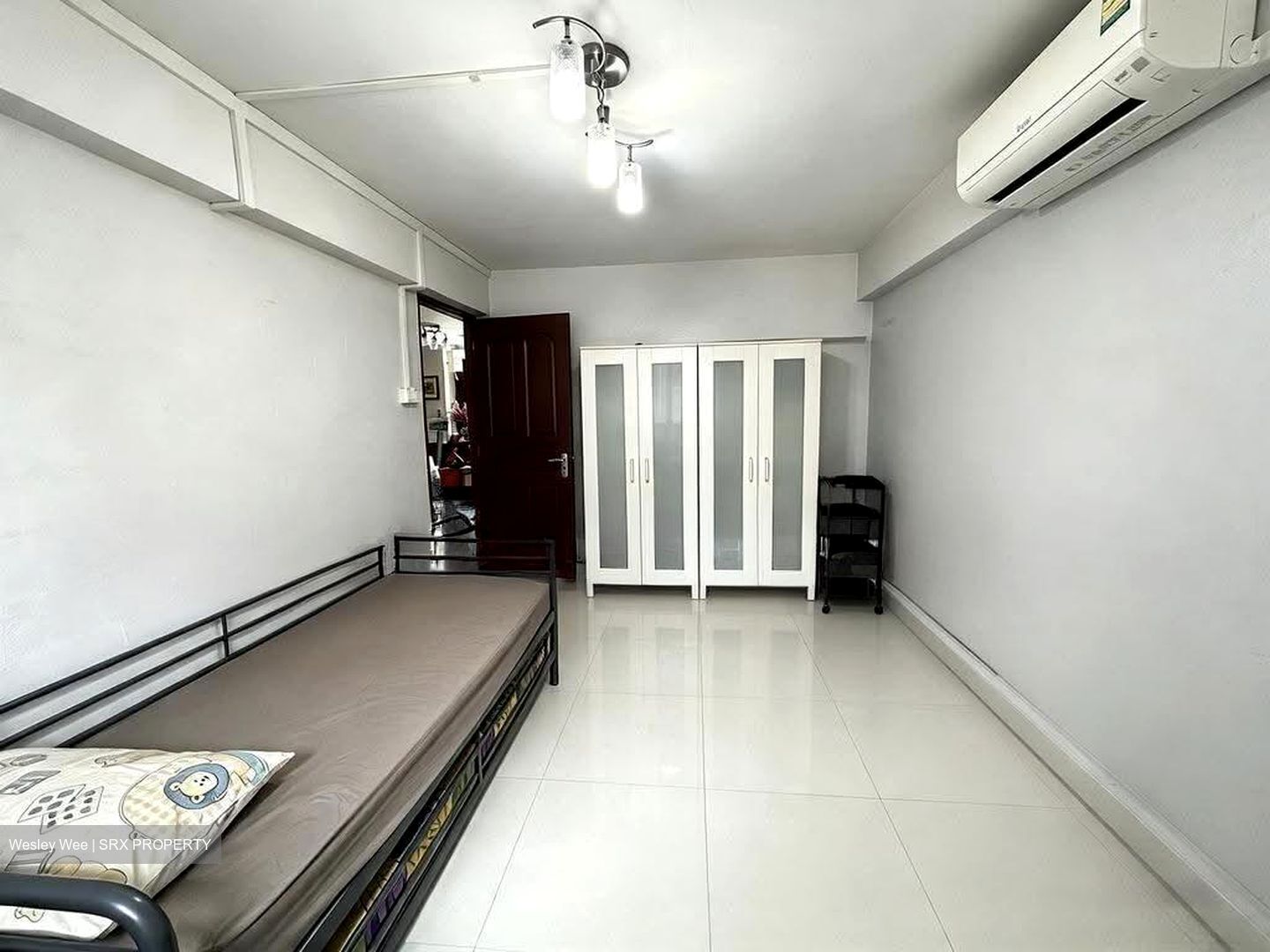 Blk 100 Crescent View (Queenstown), HDB 2 Rooms #634935431